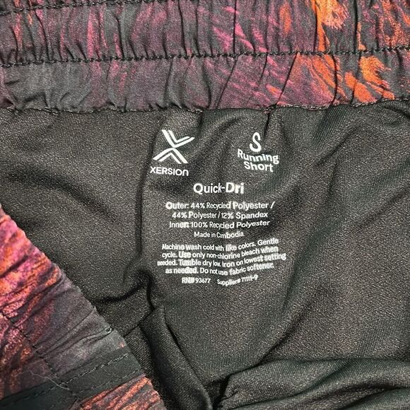 NWOT  Xersion running shorts size small - Picture 4 of 9